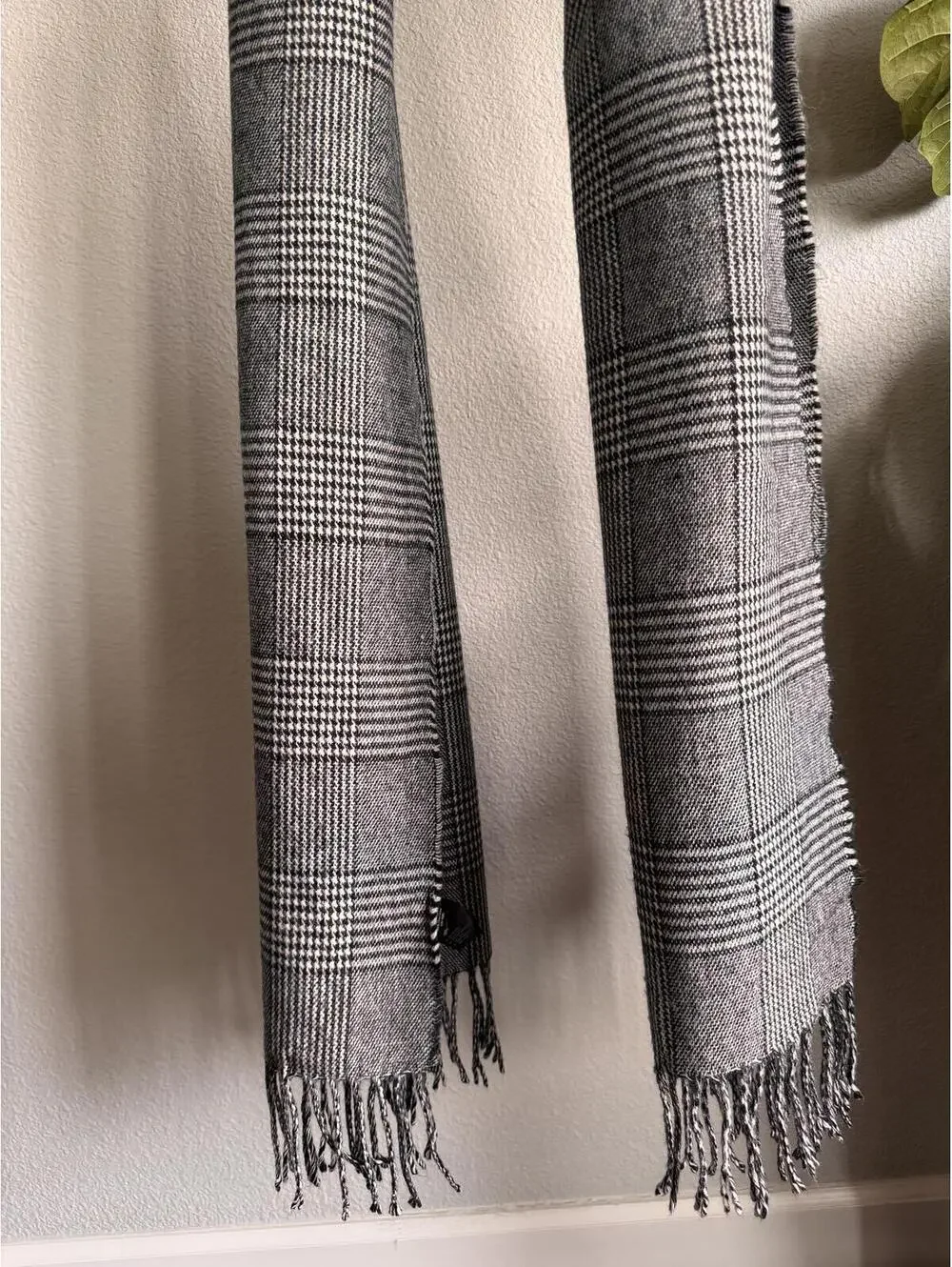Monki Black White Plaid Fringe Scarf One Size Acrylic Winter Wrap